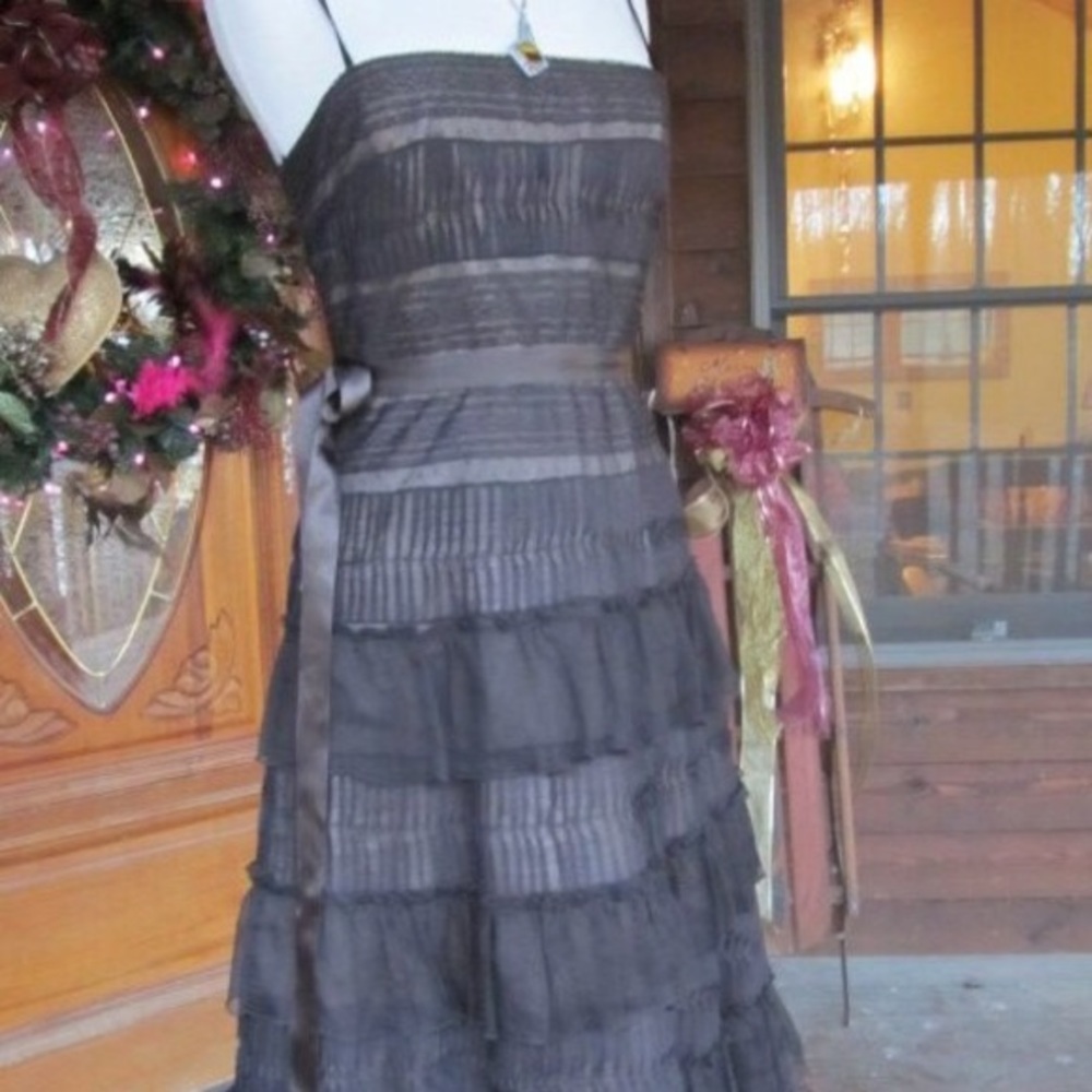 Vintage BCBG Beautiful BCBG Max Dark Brown dress with Feathers